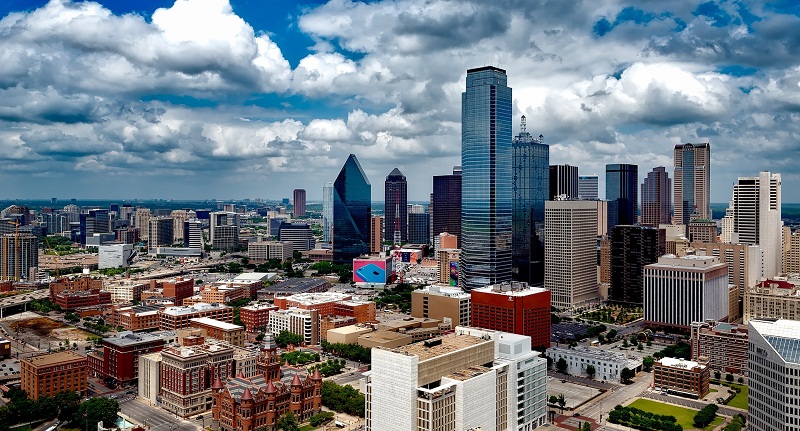 Le Texas interdit l'aide médicale aux mineurs transgenres