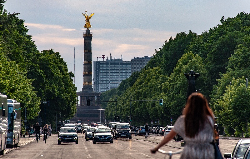 L'Allemagne de Merz fait le pari du "No limit" pour se réarmer