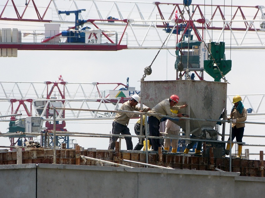 Les journées de travail des maçons doivent être moins longues